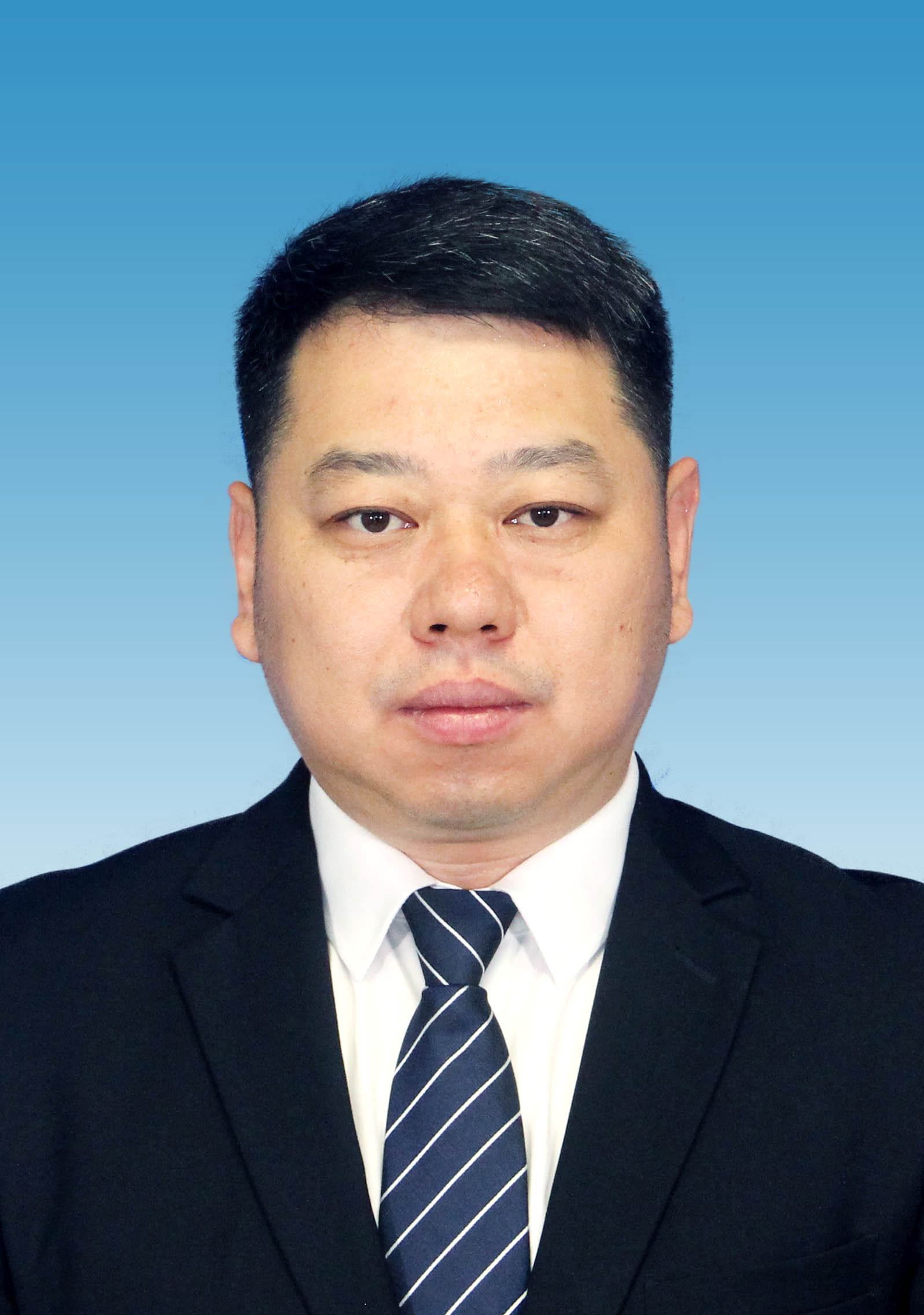  徐　鵬